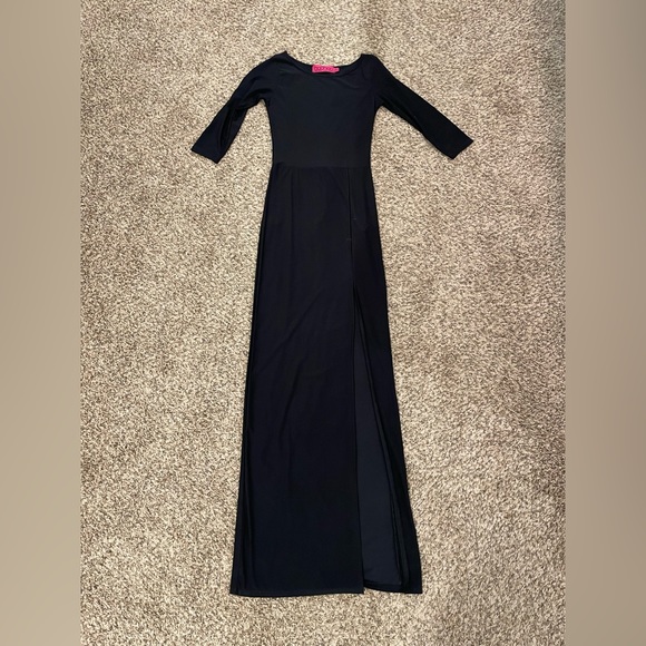 BNWOT Skims Inspired Boohoo Black Body Con Maxi Dress With Slit - Picture 3 of 3